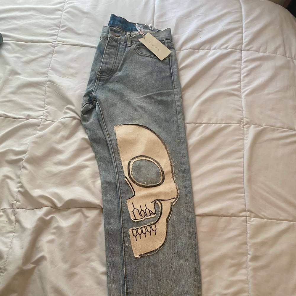 Skull jeans